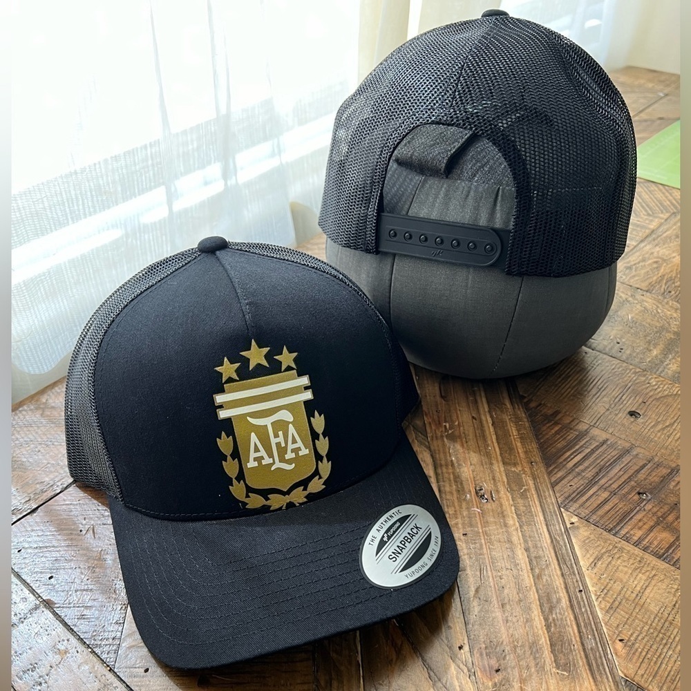 New 2024 Argentina 3 stars, black trucker hat Leo Messi #10
